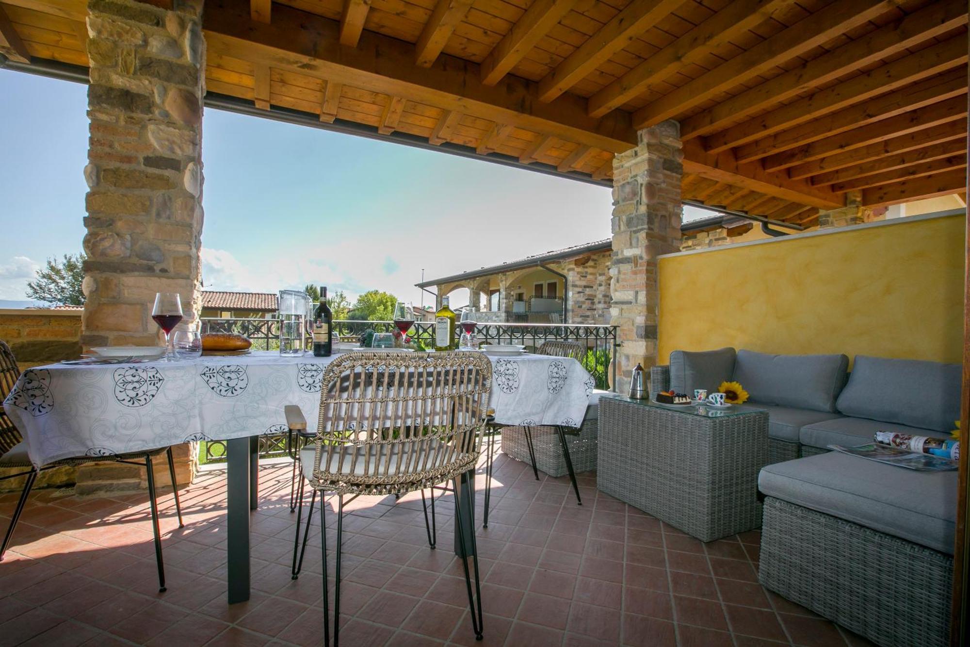 Casa Valtenesi Польпенацце-дель-Гарда Экстерьер фото