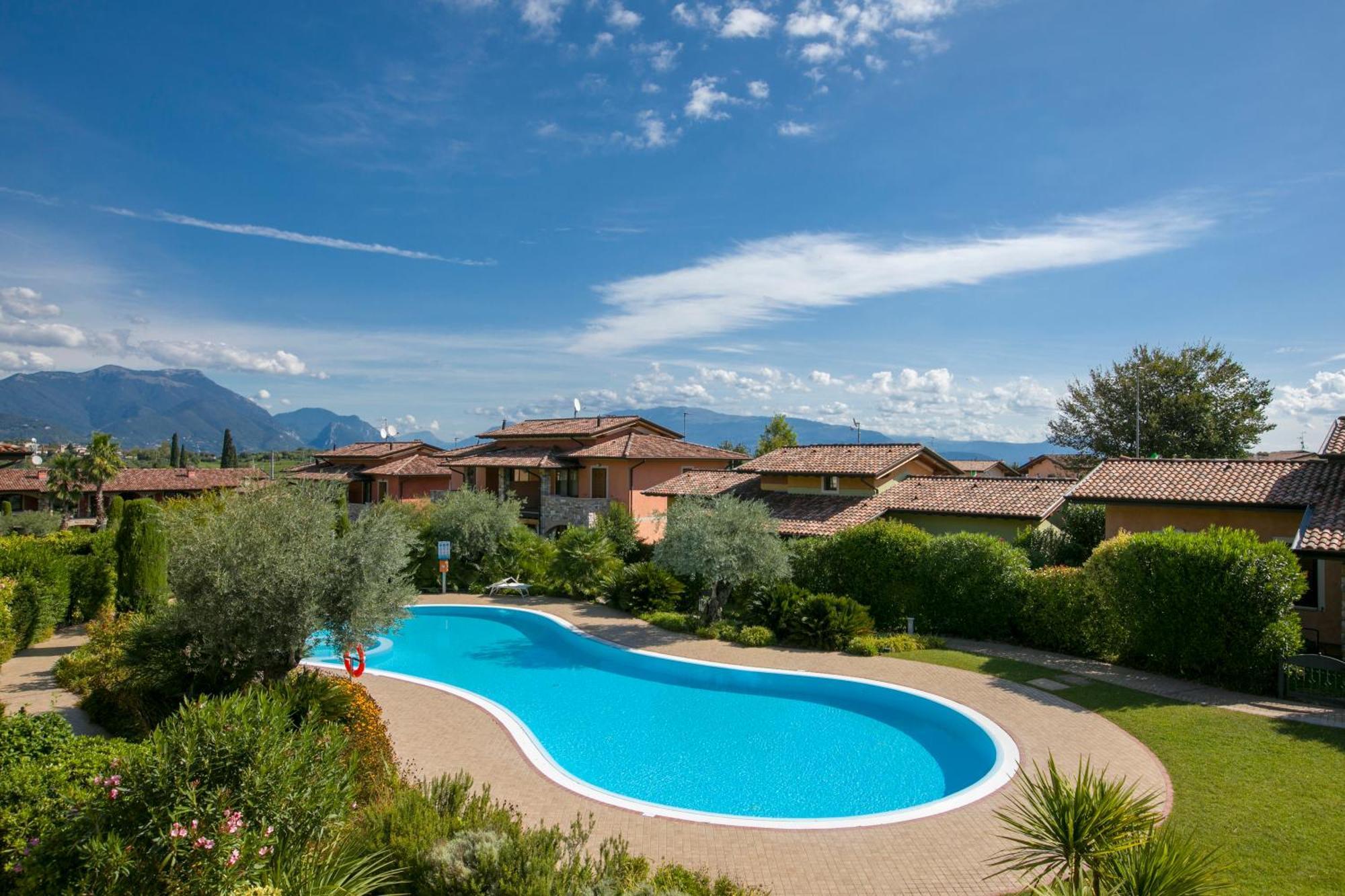 Casa Valtenesi Польпенацце-дель-Гарда Экстерьер фото
