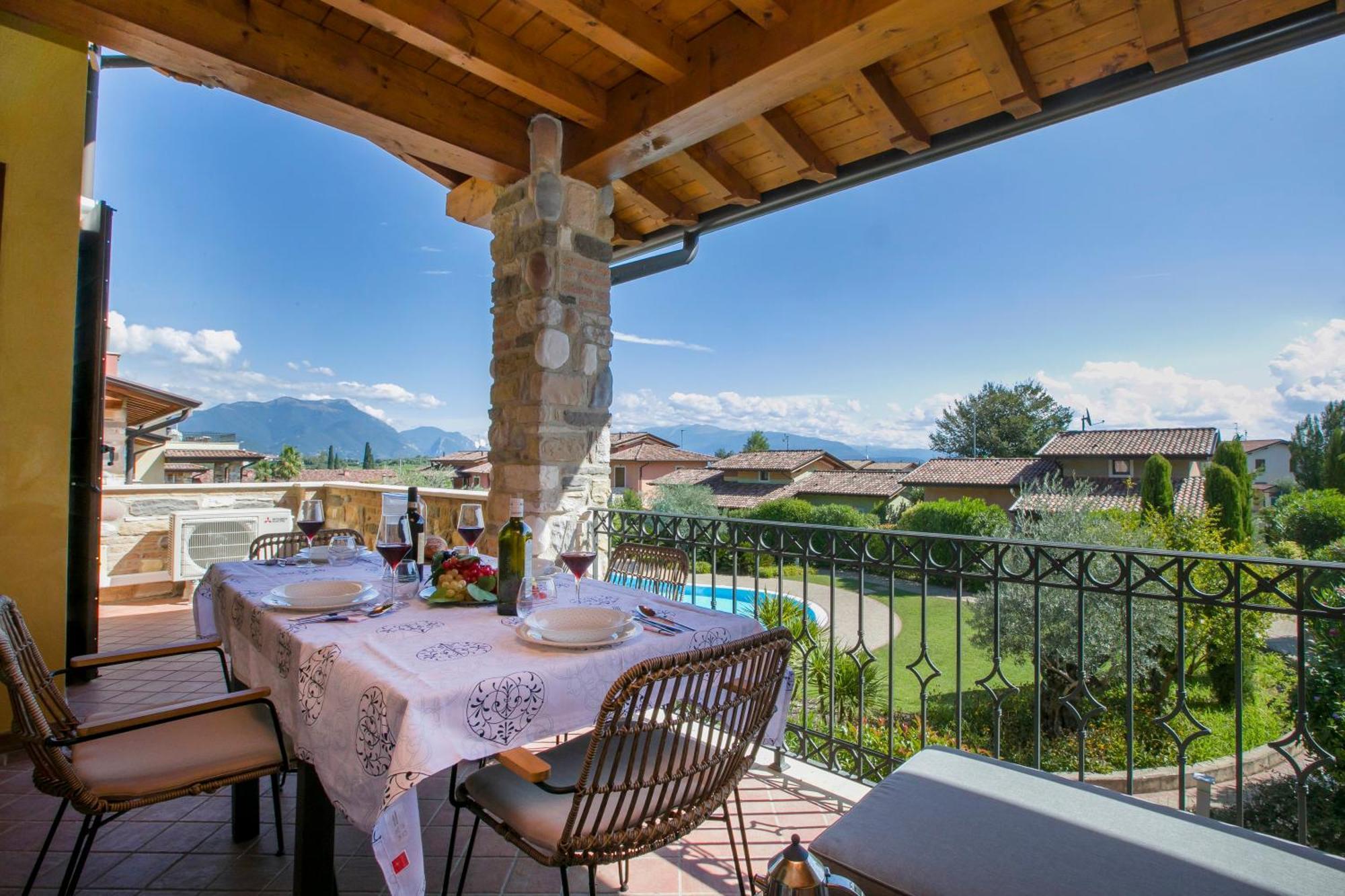 Casa Valtenesi Польпенацце-дель-Гарда Экстерьер фото